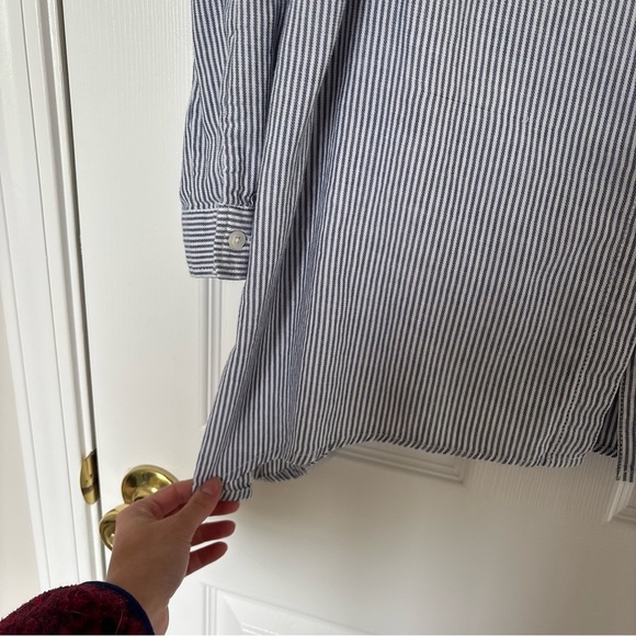 Zac & Rachel Blue White Striped Button Down Top Size Small - Picture 5 of 8